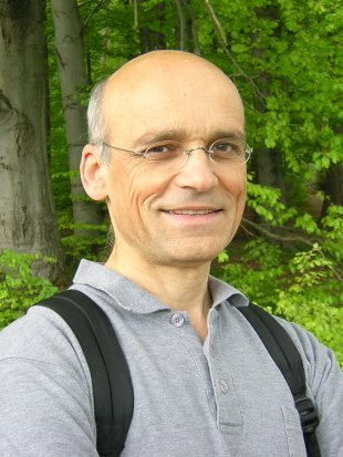 Prof. Dr. Bernhard Schmid